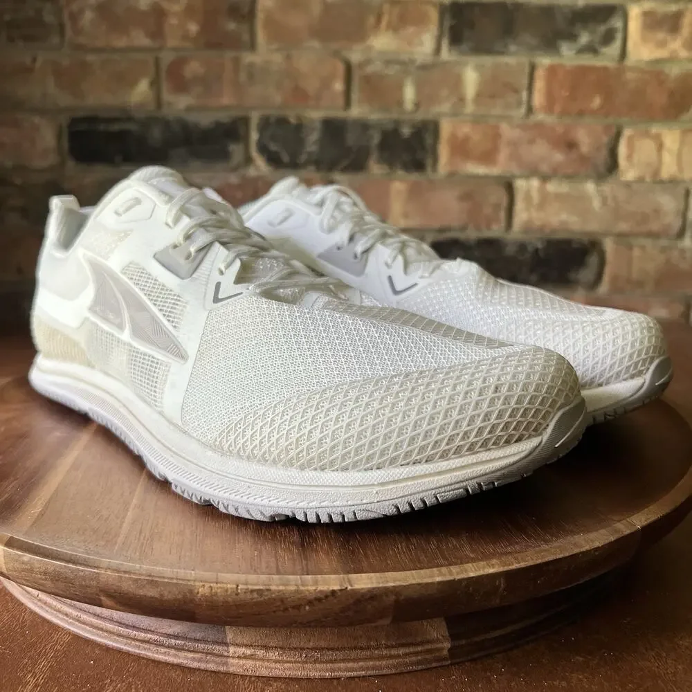 Altra Solstice XT 3 Women's Size 12 White Running Athletic Training Gym Sneakers